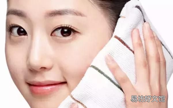 什么牌子的矿泉水敷脸最补水,激素脸可以用矿泉水敷脸补水吗