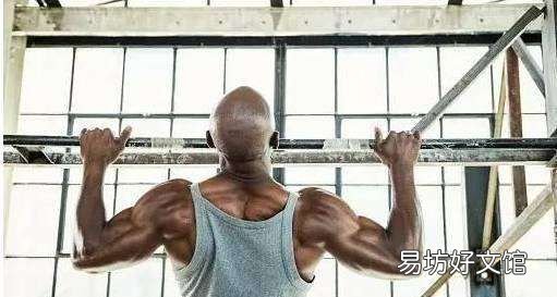 门上单杠怎么安装,想要在家中安装一个单杠锻炼身体的仪器