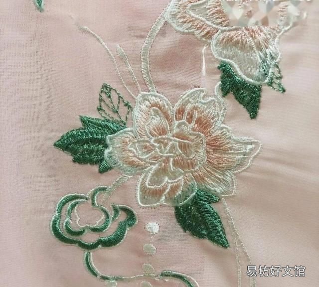 汉服是汉民族的传统服饰