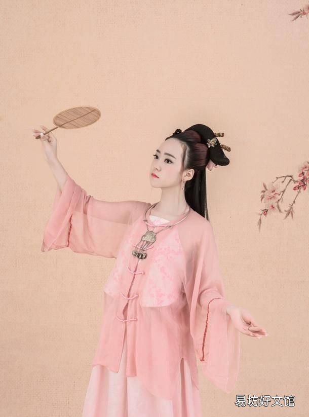 汉服是汉民族的传统服饰