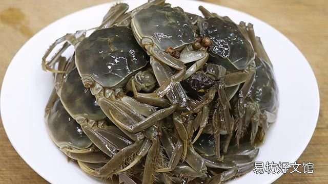 醉蟹的做法,大厨教你江南名菜醉蟹的做法,分享生醉的做法,蟹肉鲜嫩没腥味