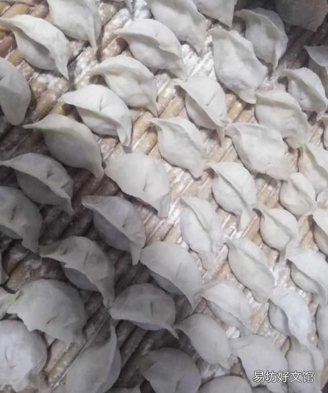 饺子馅不水灵和肉有关系吗