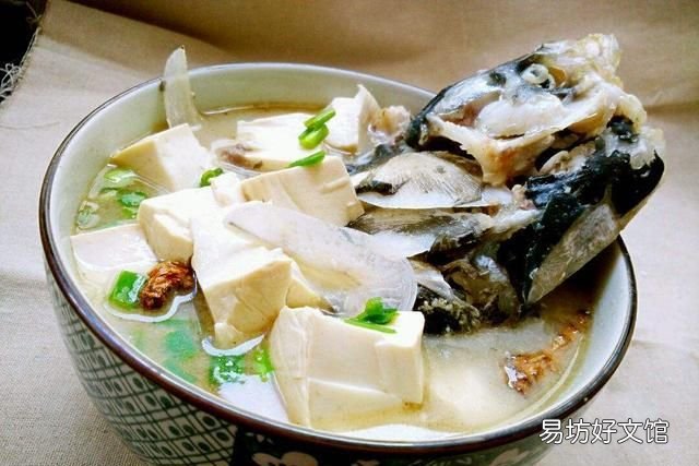 鱼头豆腐汤怎么做最好吃,鱼头豆腐汤怎么炖出的汤白
