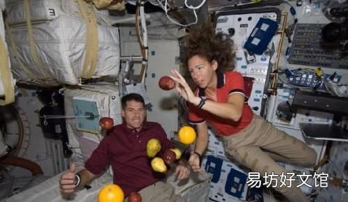 宇航员生活有哪些，宇航员们真实的太空生活是一种怎样的体验