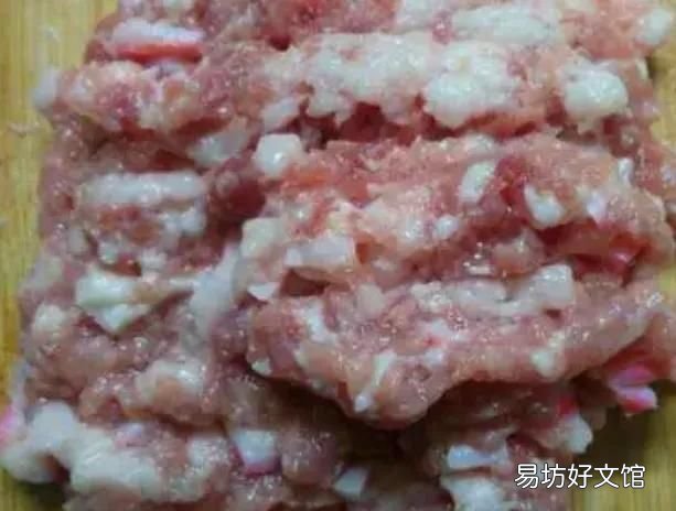 蒸实蛋十个鸡蛋多少水,蒸一个鸡蛋放多少水合适