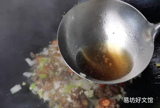 炒宽粉怎么炒好吃,豆芽炒粉条怎么炒出来最好吃