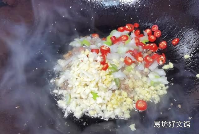 炒宽粉怎么炒好吃,豆芽炒粉条怎么炒出来最好吃