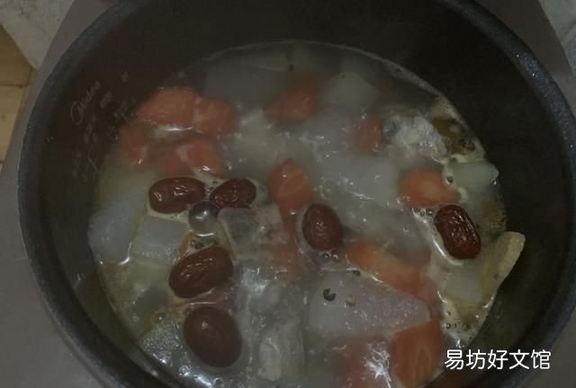 冬瓜胡萝卜排骨汤的做法大全,胡萝卜和冬瓜排骨汤的做法大全