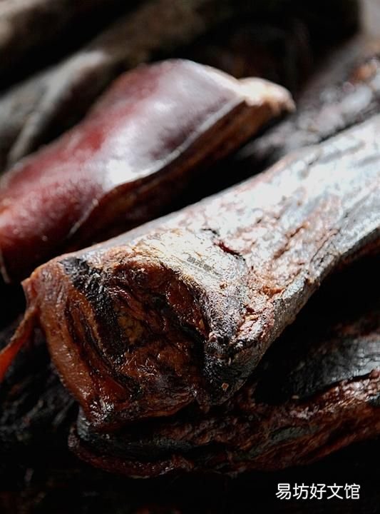 大蒜炒肉怎么炒:青蒜炒腊肉怎么做?