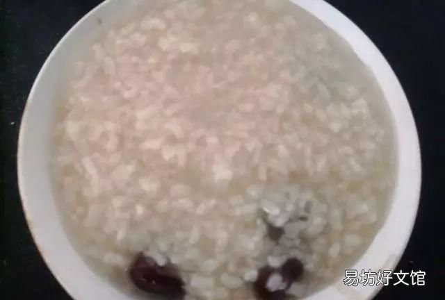 稀饭放多少水，电饭煲煮大米粥放多少水