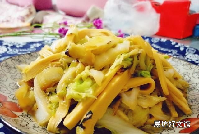 炒豆腐皮怎么做,绿豆芽炒豆腐皮怎么炒好吃