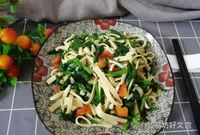 炒豆腐皮怎么做,绿豆芽炒豆腐皮怎么炒好吃