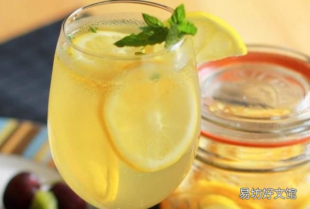 寒症咳嗽能喝蜂蜜柠檬水吗 感冒咳嗽喝蜂蜜柠檬水好吗