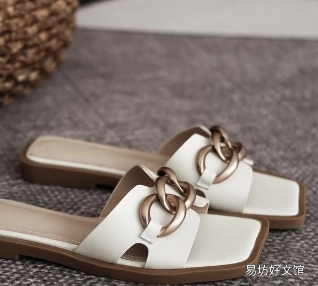女生鞋码225是35还是36