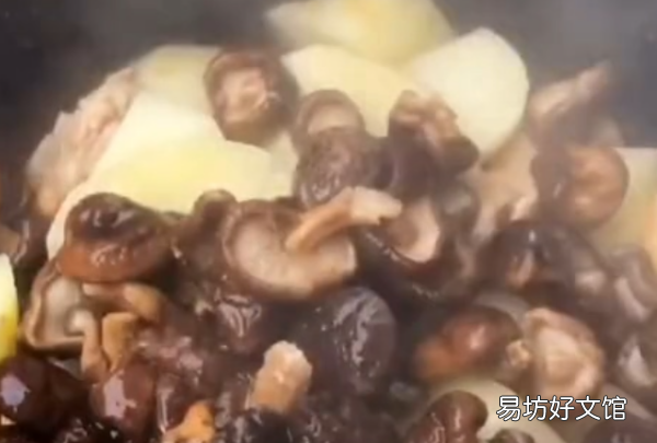 黄焖鸡的做法家常,绝味黄焖鸡正宗做法