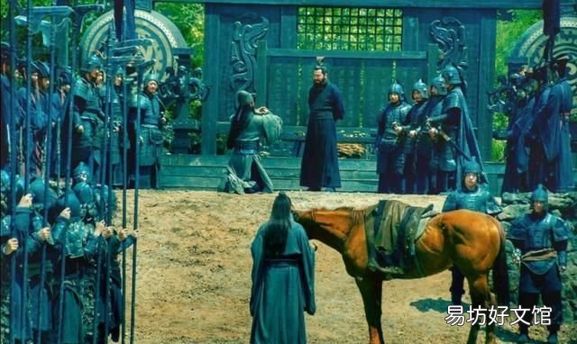 关羽过五关斩六将时，那些守将为什么不把城门一关，把关羽关在门外乱箭射死，而要跟关羽肉搏呢