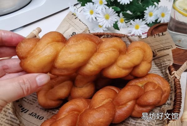 怎样炸麻花又软又蓬松窍门,怎么样炸麻花 具体步骤如下