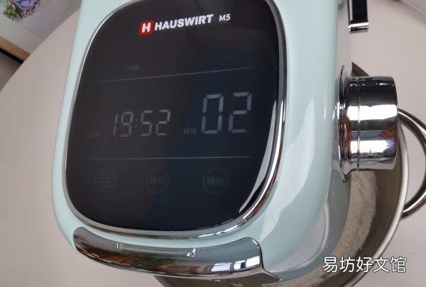 怎样炸麻花又软又蓬松窍门,怎么样炸麻花 具体步骤如下