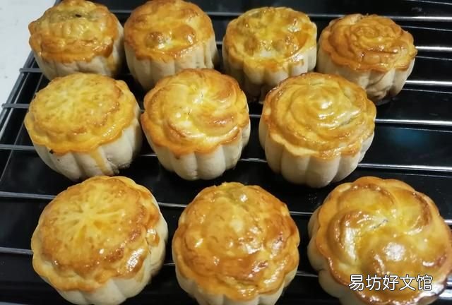 月饼皮开裂是为什么 月饼开裂怎么办？