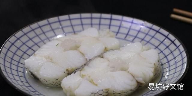 简单快手的葱油“鳕鱼”,肉嫩且不腥 鳕鱼怎么做好吃