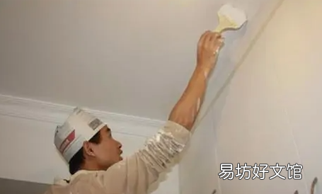 墙面返潮发霉补墙膏有效,老房子的一面墙渗水起皮严重怎么办