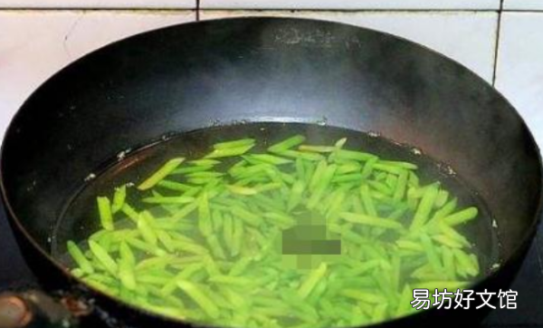 虾仁最佳搭配蔬菜,河虾和什么蔬菜搭配好