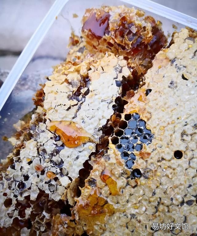 蜂蜜放了五年还可以吃吗 蜂蜜放置久了还能食用吗，