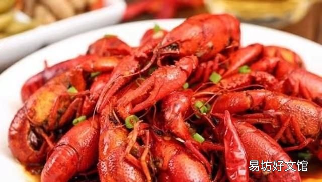 小龙虾公母都有虾黄吗,小龙虾头上的虾黄可以吃吗