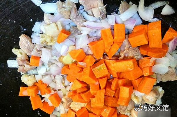 如何做咖喱鸡肉土豆饭，咖喱鸡肉土豆的做法步骤