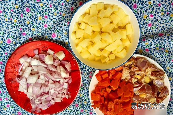 如何做咖喱鸡肉土豆饭，咖喱鸡肉土豆的做法步骤