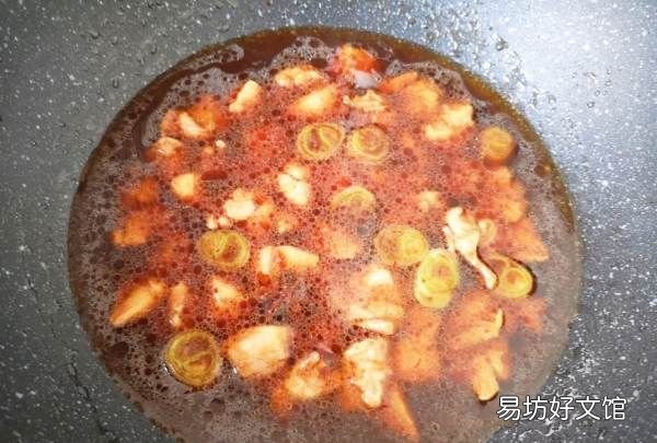 如何做咖喱鸡肉土豆饭，咖喱鸡肉土豆的做法步骤