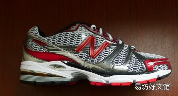 new balance货号怎么看