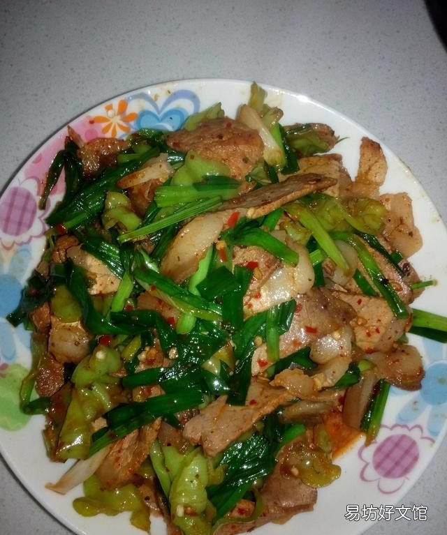 青蒜回锅肉：炒回锅肉，没有青蒜用什么代替？
