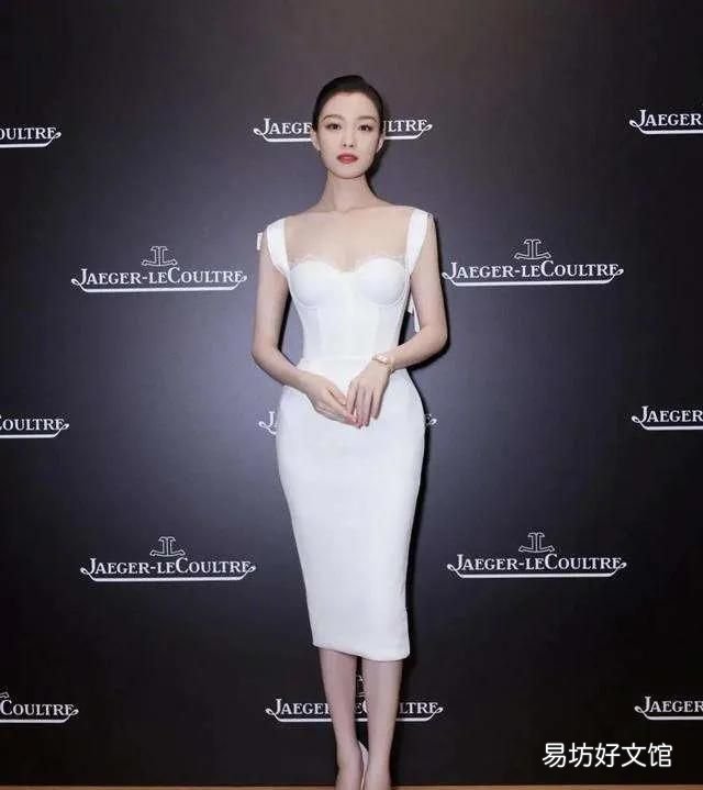 连衣裙怎么搭配,连衣裙搭配什么鞋子
