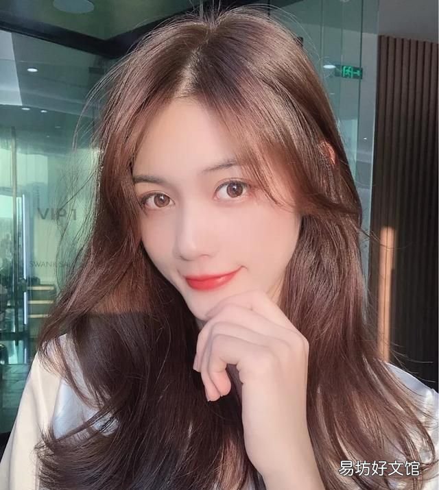 胖脸适合的发型:脸大适合什么发型,