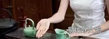 喝茶的扣手礼仪 正确的扣手礼仪