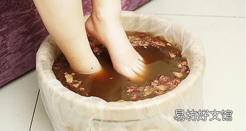 有人说花椒水泡脚对白发有好处,是真的吗