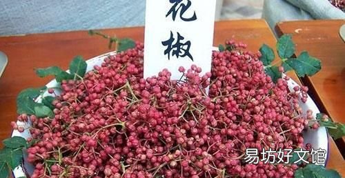 有人说花椒水泡脚对白发有好处,是真的吗