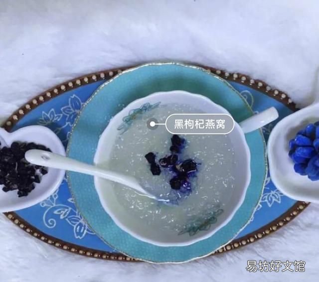炖燕窝用什么水炖最好