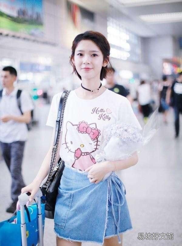 上衣款式:choker这样穿,你就是小性感本性