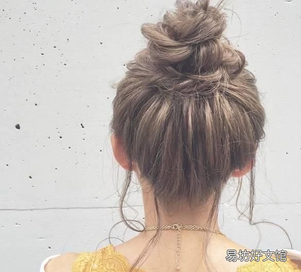 卷发如何盘发:短发盘发