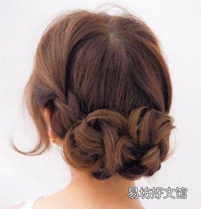 卷发如何盘发:短发盘发