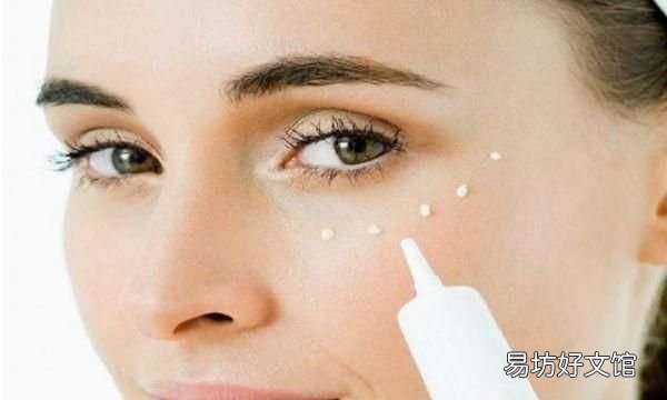 眼霜什么时候涂,眼霜什么时候用最好早上还是晚上