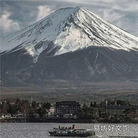 8张全新好看的极简背景图 抖音最火2022背景图片大全
