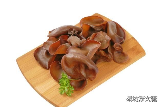 泡发的木耳放冰箱冷冻几天了,还能吃吗