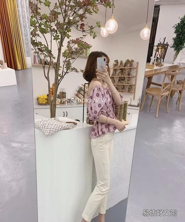 露肩衣服怎么防止往上滑:怎样让一字肩不往上跑?