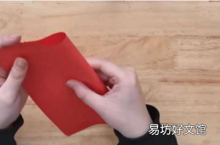 纸船怎么折简单的方法，纸船怎么折 纸船折法简述