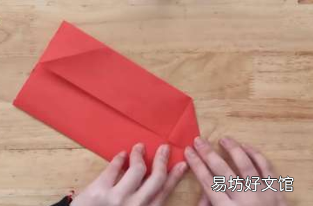 纸船怎么折简单的方法，纸船怎么折 纸船折法简述