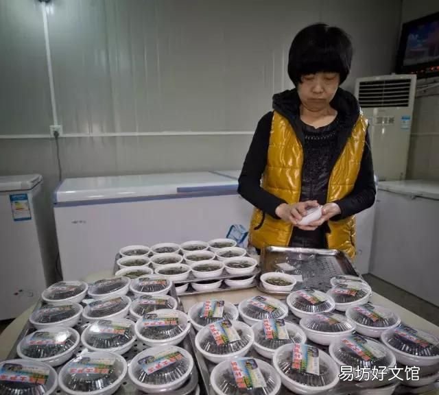土笋冻制作原料,土笋冻是用什么材料做的