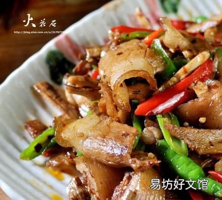 大熊猫吃什么,国宝大熊猫爱吃什么?生活在哪里
